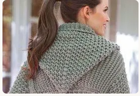 Chunky Crochet Hoodie Sweater Pattern – Women's Bulky 12 Ply (PDF Download)