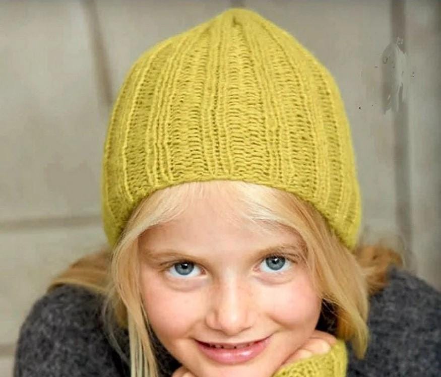 Girl's Beanie Hats & Arm Warmers knit in Heavy worsted Alpaca wool knitting pattern download PDF 50-54 cm head gloves 18cm circ-21cm long