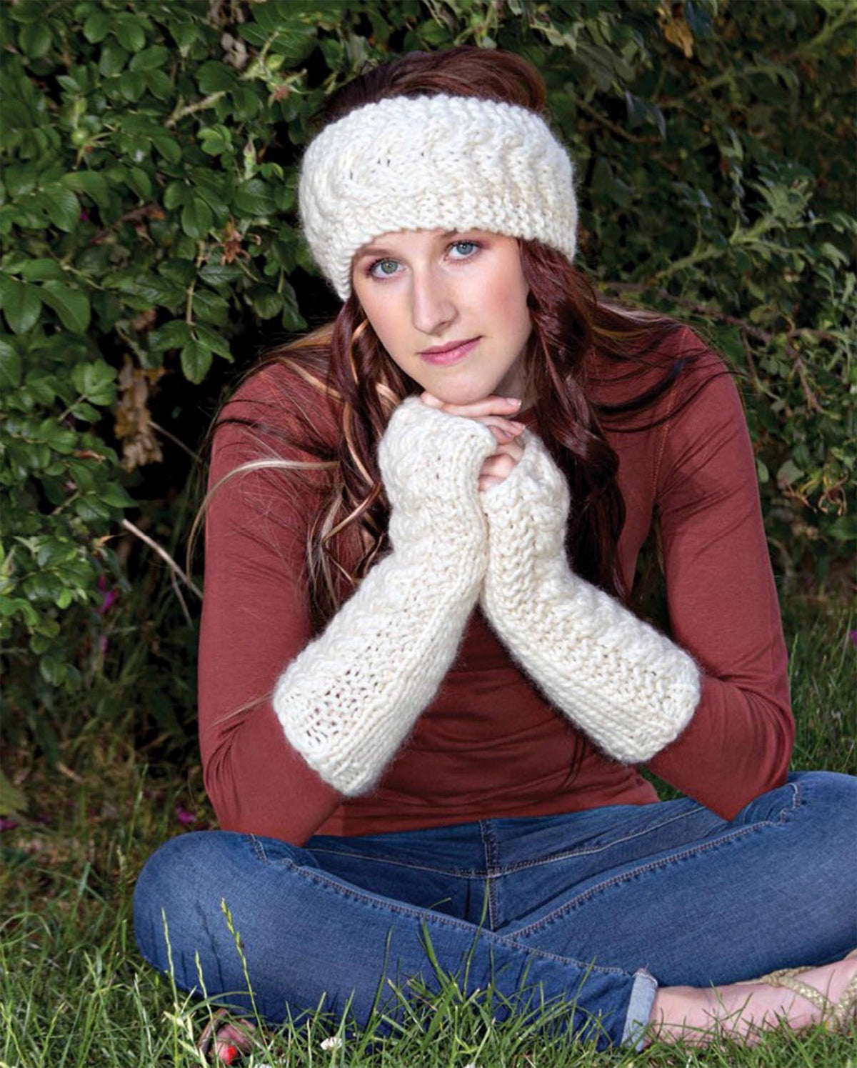 Woman's Super Chunky Headband & Fingerless Mitts- Super Chunky- Super Bulky 14 ply wool needed- Knitting pattern download PDF