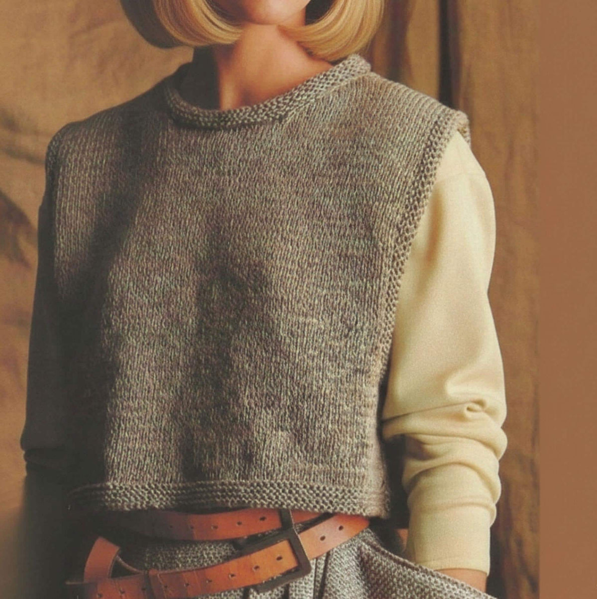 Easy Beginner Women's Round Neck  cropped Top Sleeveless Sweater Jumper Vest Slipover 32"-38" Knitting Pattern PDF download